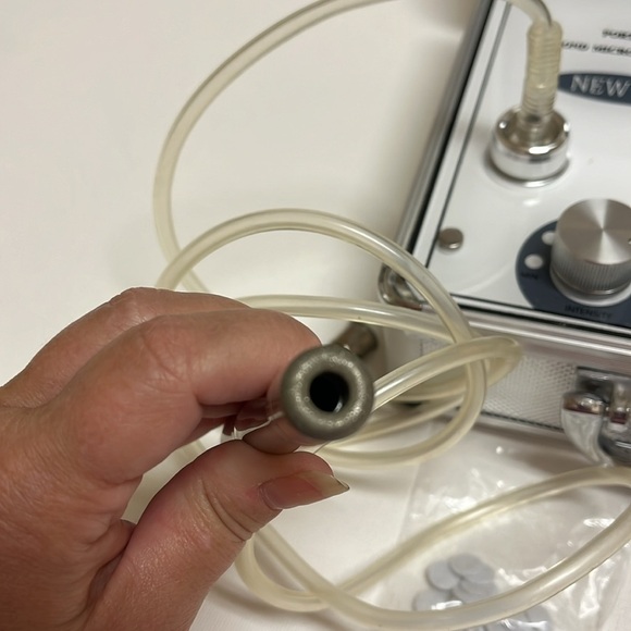 Diamond Microdermabrasion home kit - Picture 4 of 12